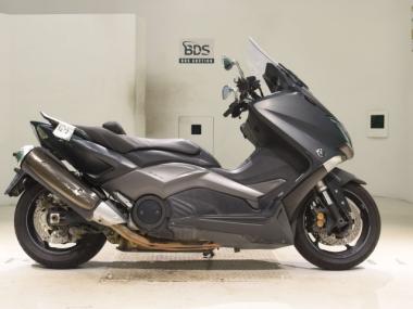 Yamaha T-MAX530