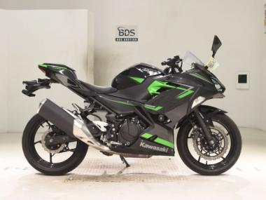 Kawasaki Ninja400
