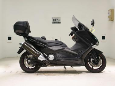 Yamaha T-MAX530