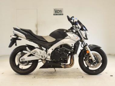 Suzuki GSR600