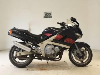 Kawasaki ZZR400