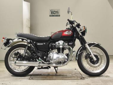 Kawasaki W800