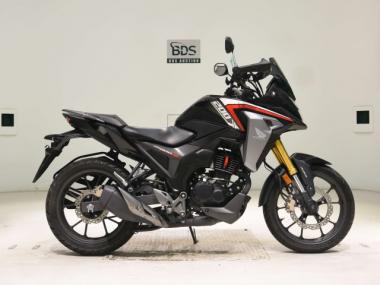 Honda CB200X