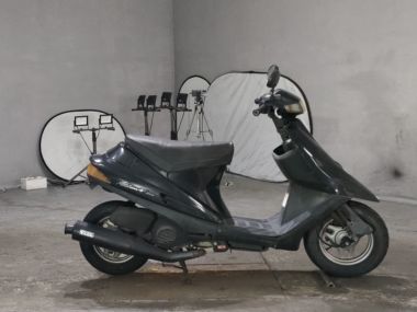 Suzuki Address V100