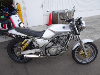 Yamaha Srx-6