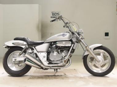 Honda Magna 250
