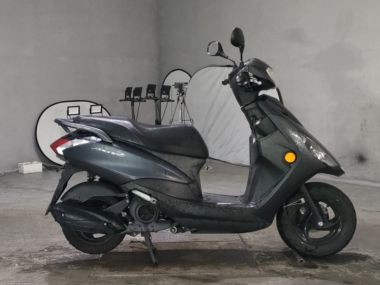 Yamaha Axis Z