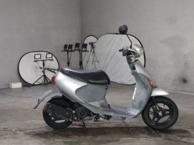 Suzuki Let's4