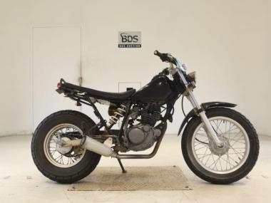 Yamaha TW200