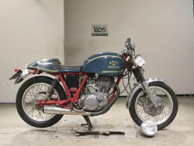 Yamaha SR400