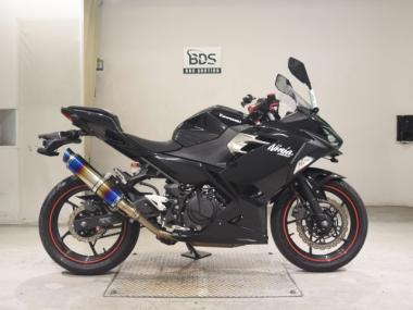 Kawasaki Ninja400