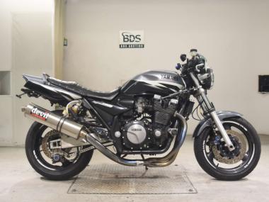 Yamaha XJR1300
