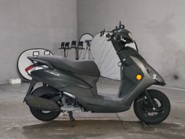 Yamaha Axis Z