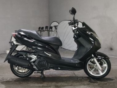Yamaha Majesty 155s