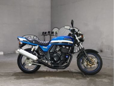 Kawasaki ZRX400