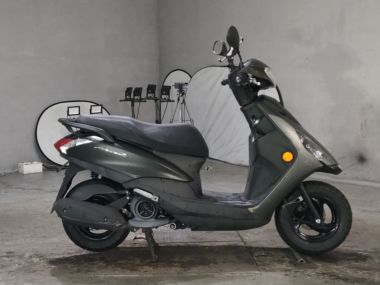 Yamaha Axis Z