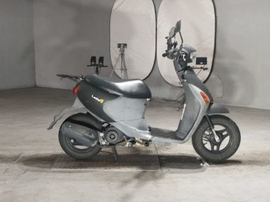 Suzuki Let's4