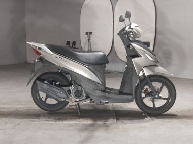 Suzuki Address V110
