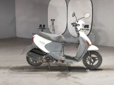 Suzuki Let's4
