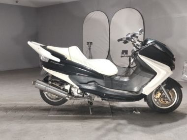 Yamaha Majesty 250c