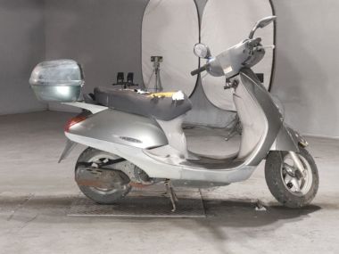 Honda Lead 100