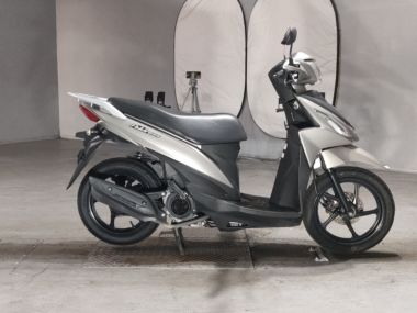 Suzuki Address V110
