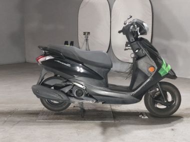 Yamaha Axis Z