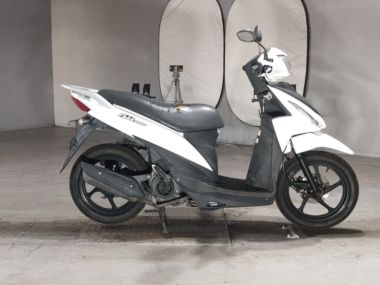 Suzuki Address V110