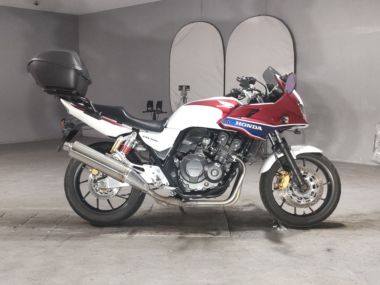 Honda CB400SFV Boldor