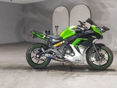 Kawasaki Ninja400