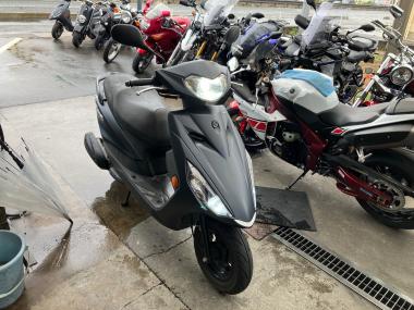 Yamaha Axis Z