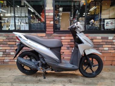 Suzuki Address V110