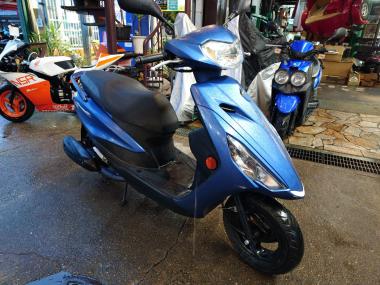 Yamaha Axis Z