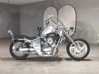 Honda Magna 250