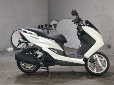 Yamaha Majesty 155s