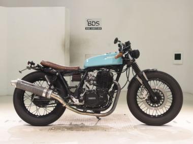 Yamaha SR400