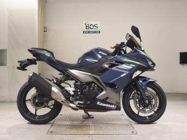 Kawasaki Ninja400