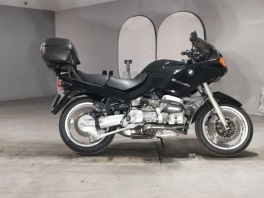 BMW R1100RS