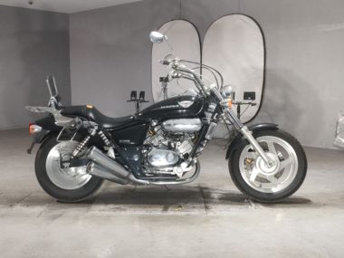 Honda Magna 250