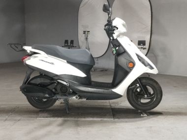 Yamaha Axis Z