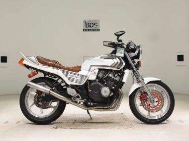 Honda Jade