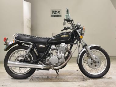 Yamaha SR400