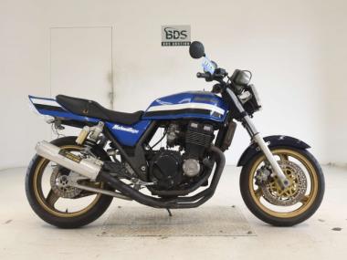 Kawasaki ZRX400