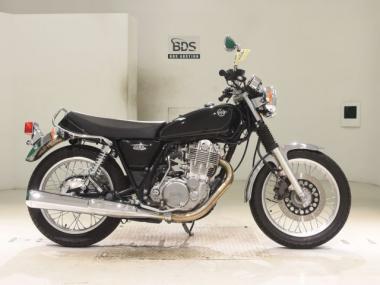 Yamaha SR400
