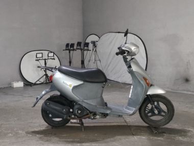 Suzuki Let's4