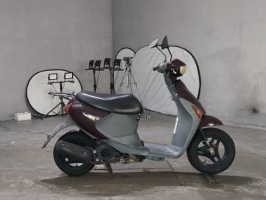 Suzuki Let's4