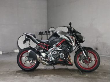 Kawasaki Z900