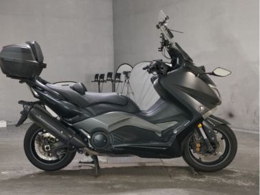Yamaha T-MAX530