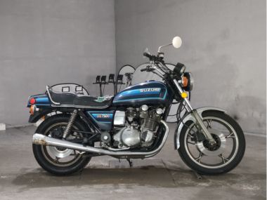 Suzuki GS750