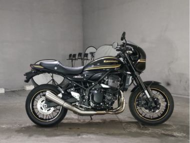 Kawasaki Z900RS Cafe